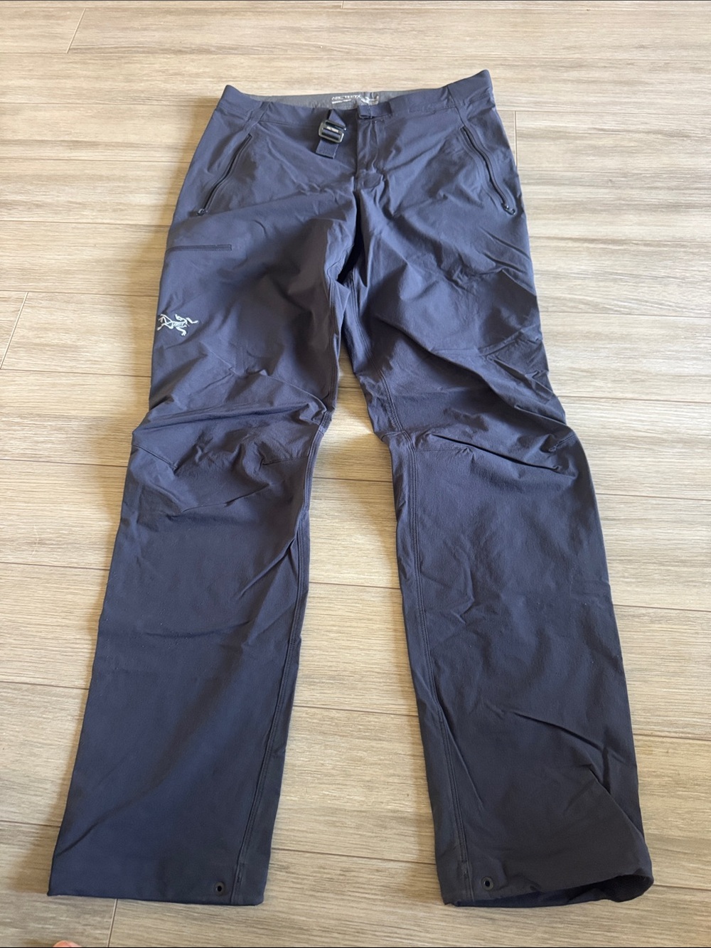 Arc'teryx women's Blue Cargo Softshell Pants